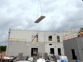 Generationernes Hus, Nivå